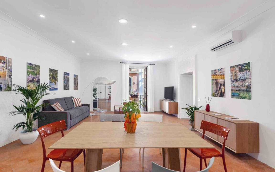Sorrento City Centre Apartment | 100 m² Apartment ∙ 2 bedrooms ∙ 8 guests