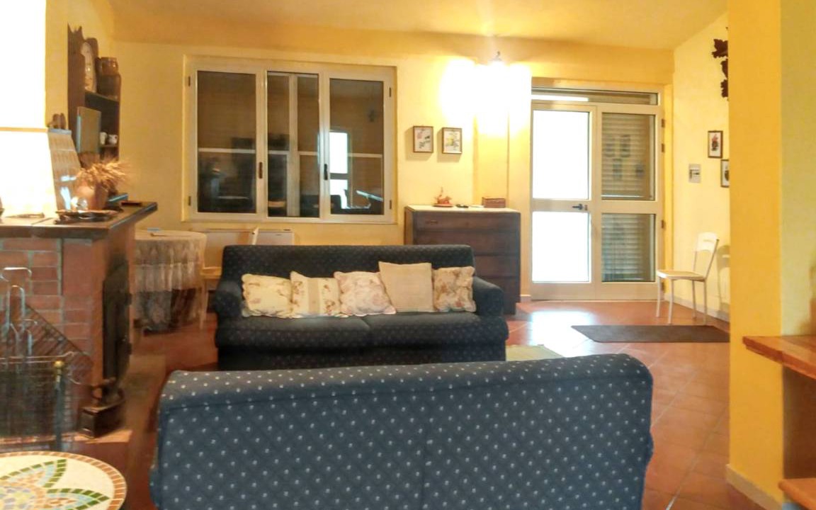 Acerenza House | 100 m² House ∙ 2 bedrooms ∙ 5 guests