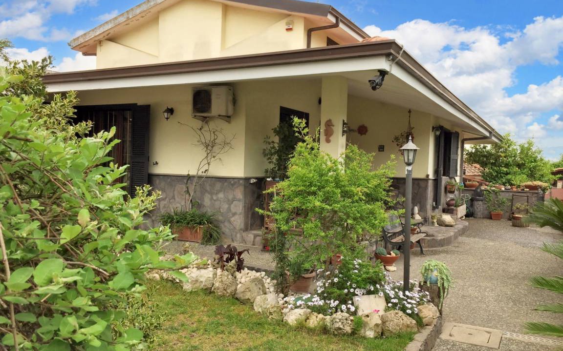 Giugliano in Campania Apartment | 110 m² Apartment ∙ 1 bedroom ∙ 4 guests