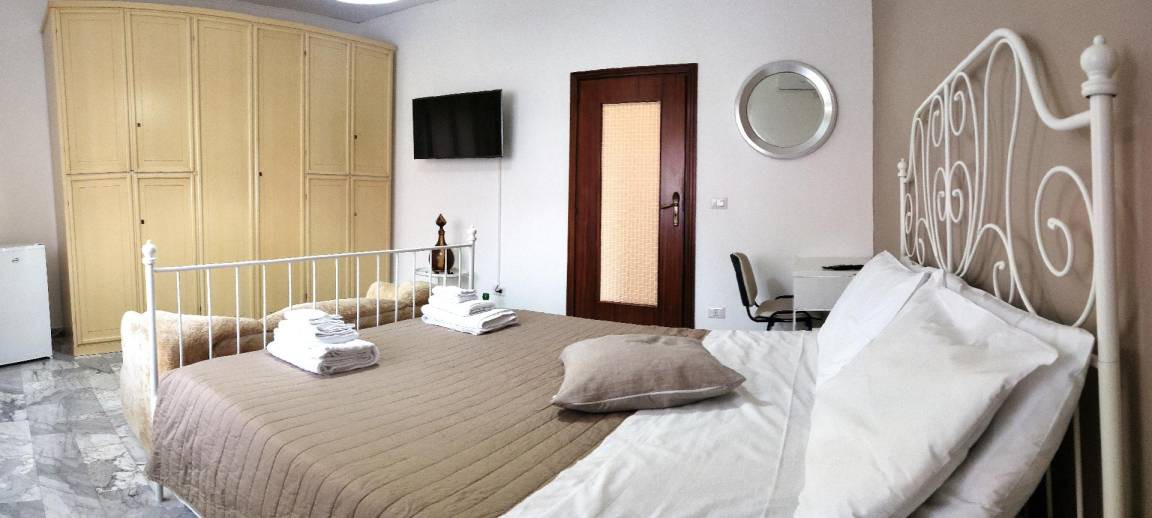 Portici Apartment | 110 m² Apartment ∙ 5 bedrooms ∙ 14 guests