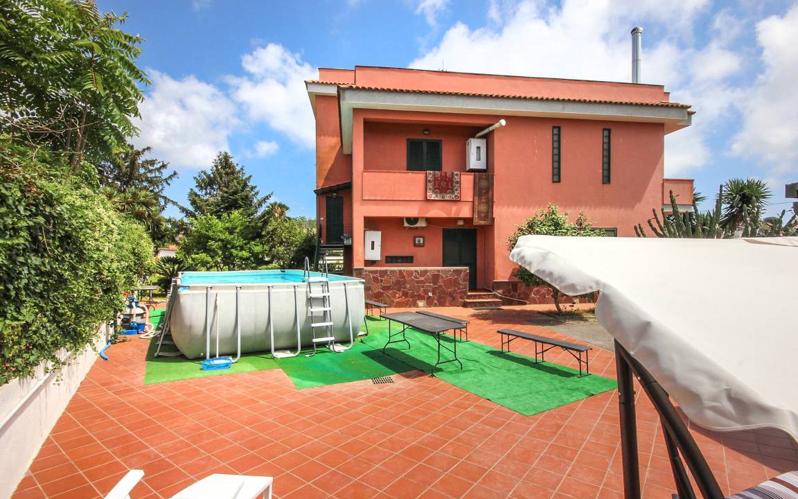 Arco Felice House | 110 m² Maisonette ∙ 2 bedrooms ∙ 6 guests