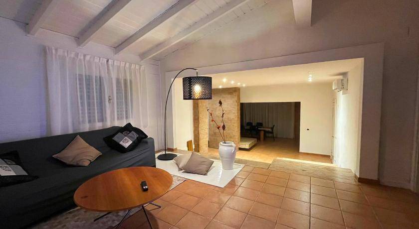 Licola House | 130 m² House ∙ 2 bedrooms ∙ 5 guests