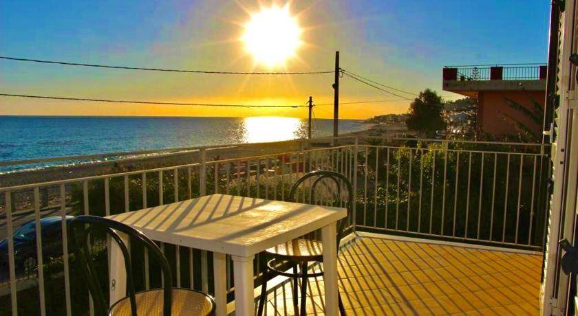 Bova Marina Apartment | 145 m² Apartment ∙ 2 bedrooms ∙ 5 guests