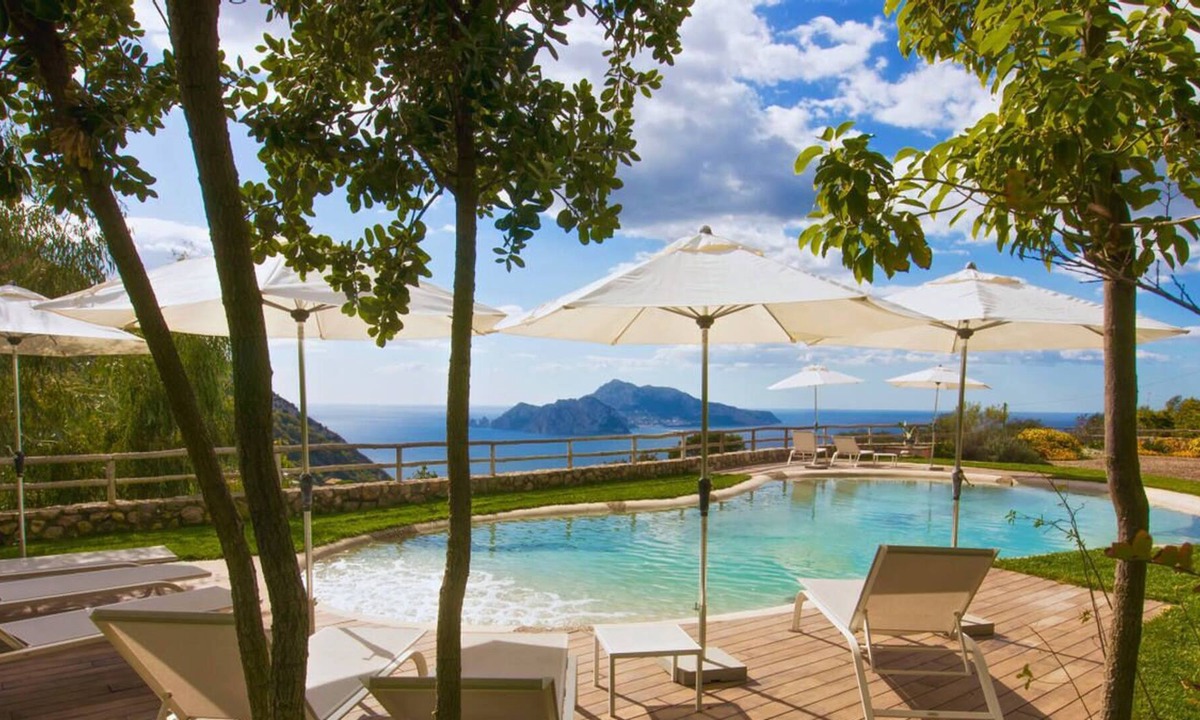 Termini Villa | 14th Century Converted Monastery