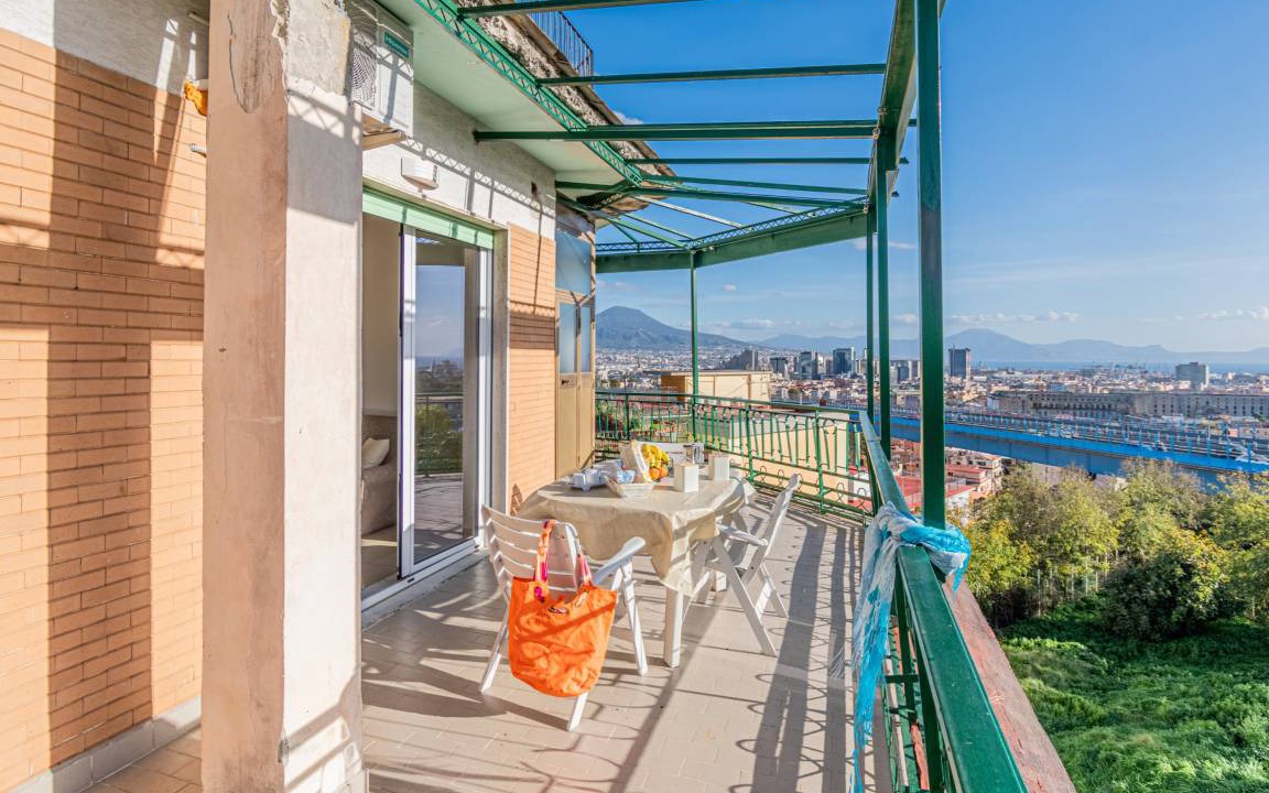 Naples Apartment | 150 m² Apartment ∙ 3 bedrooms ∙ 6 guests