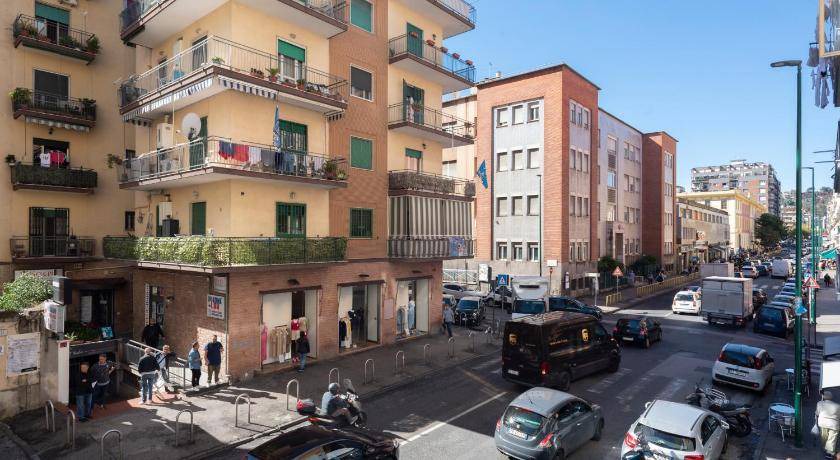 Fuorigrotta Bed & Breakfast | 18 m² Bed and breakfast ∙ 3 guests