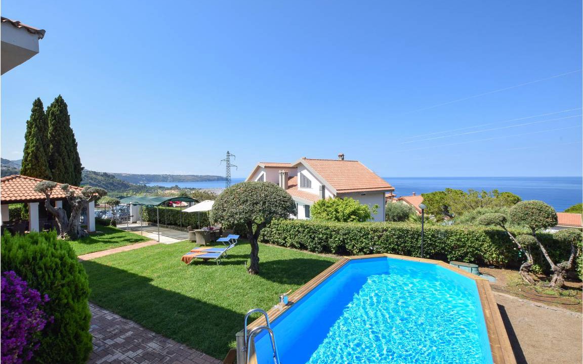 Praia a Mare House | 200 m² House ∙ 6 bedrooms ∙ 10 guests