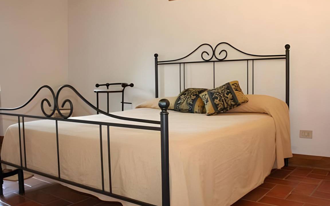 Capolona Bed & Breakfast | 240 m² Bed and breakfast ∙ 5 bedrooms ∙ 8 guests