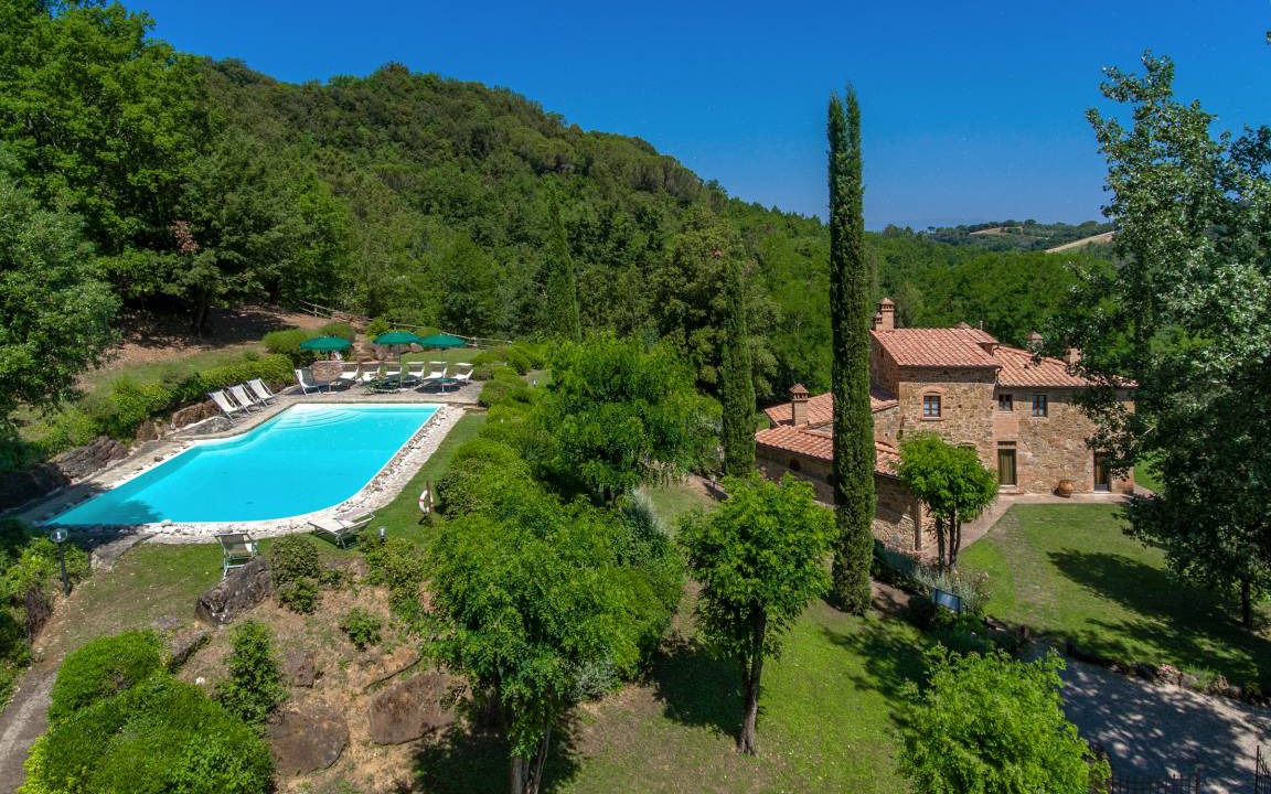 Montaione Villa | 250 m² Villa ∙ 8 bedrooms ∙ 17 guests