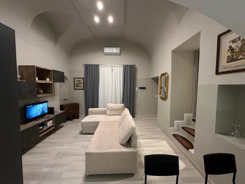 Montecalvario Apartment | "3 min from Dante" Appartamento in palazzo storico