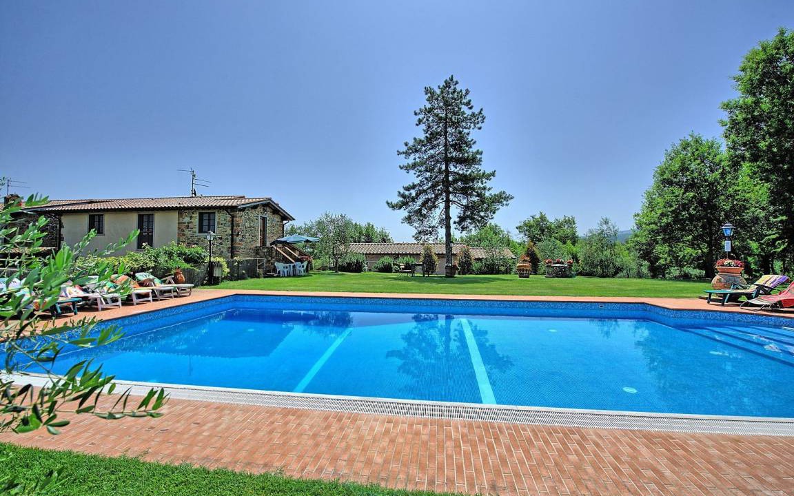 Cavriglia Villa | 300 m² Villa ∙ 4 bedrooms ∙ 12 guests