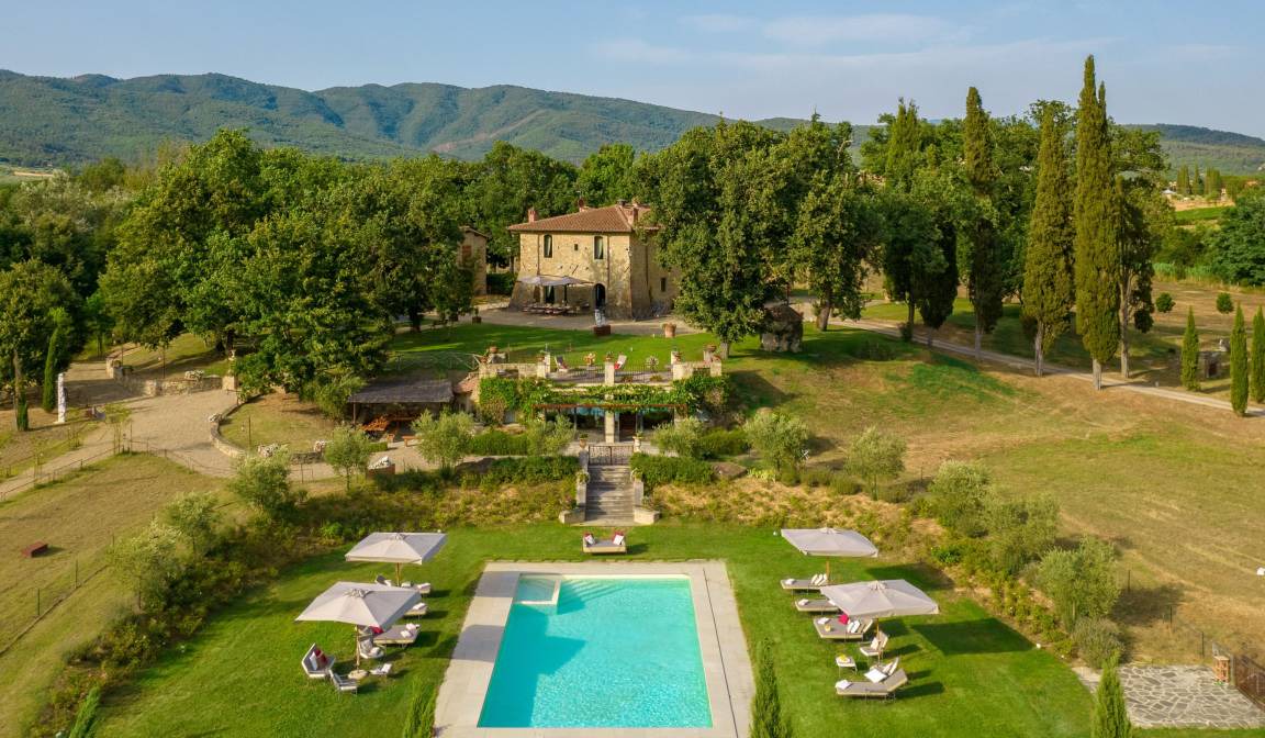 Castiglion Fibocchi Villa | 304 m² Villa ∙ 9 bedrooms ∙ 18 guests