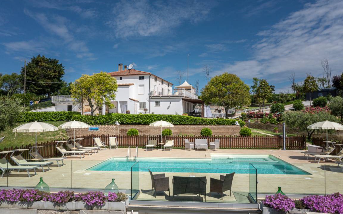 Carassai Villa | 320 m² Villa ∙ 4 bedrooms ∙ 10 guests