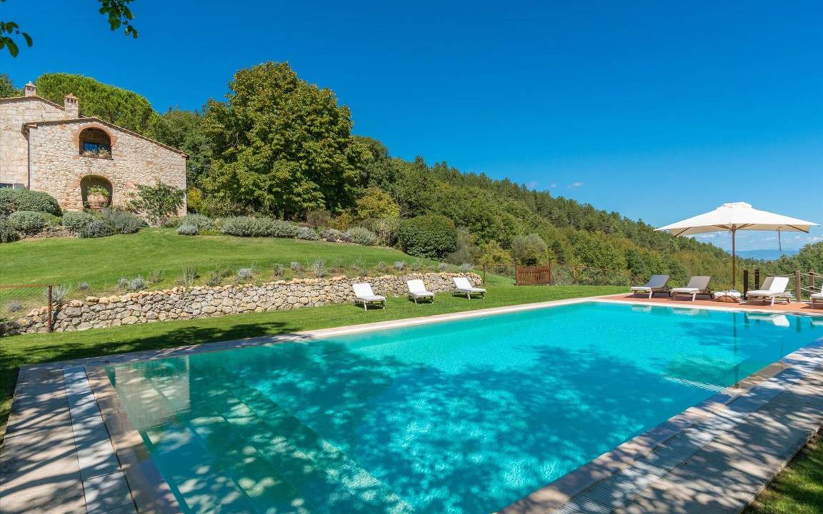 Sarteano Villa | 345 m² Villa ∙ 5 bedrooms ∙ 10 guests