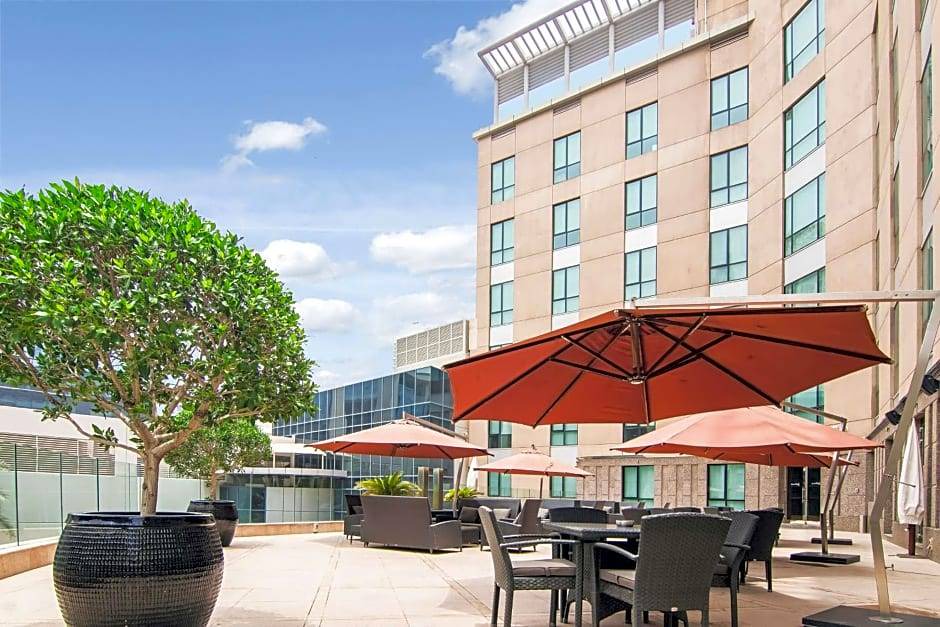 Dubai Media City Hotel | 4-Star Hotel ∙ Radisson Blu Hotel, Dubai Media City