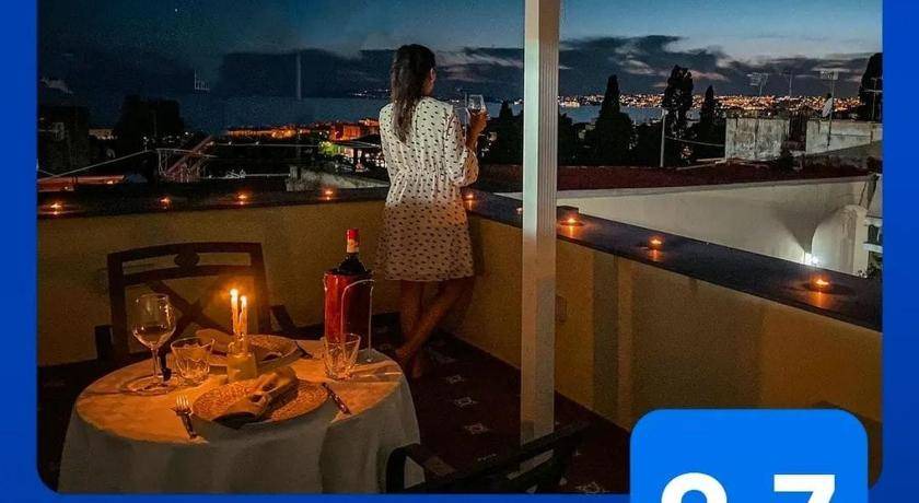 Ercolano Bed & Breakfast | 53 m² Bed and breakfast ∙ 5 guests