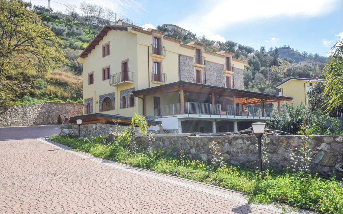 Longobardi Apartment | 70 m² Apartment ∙ 2 bedrooms ∙ 6 guests