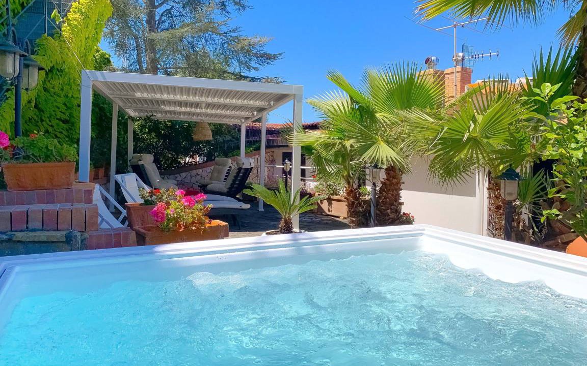 Priora House | 80 m² House ∙ 2 bedrooms ∙ 6 guests