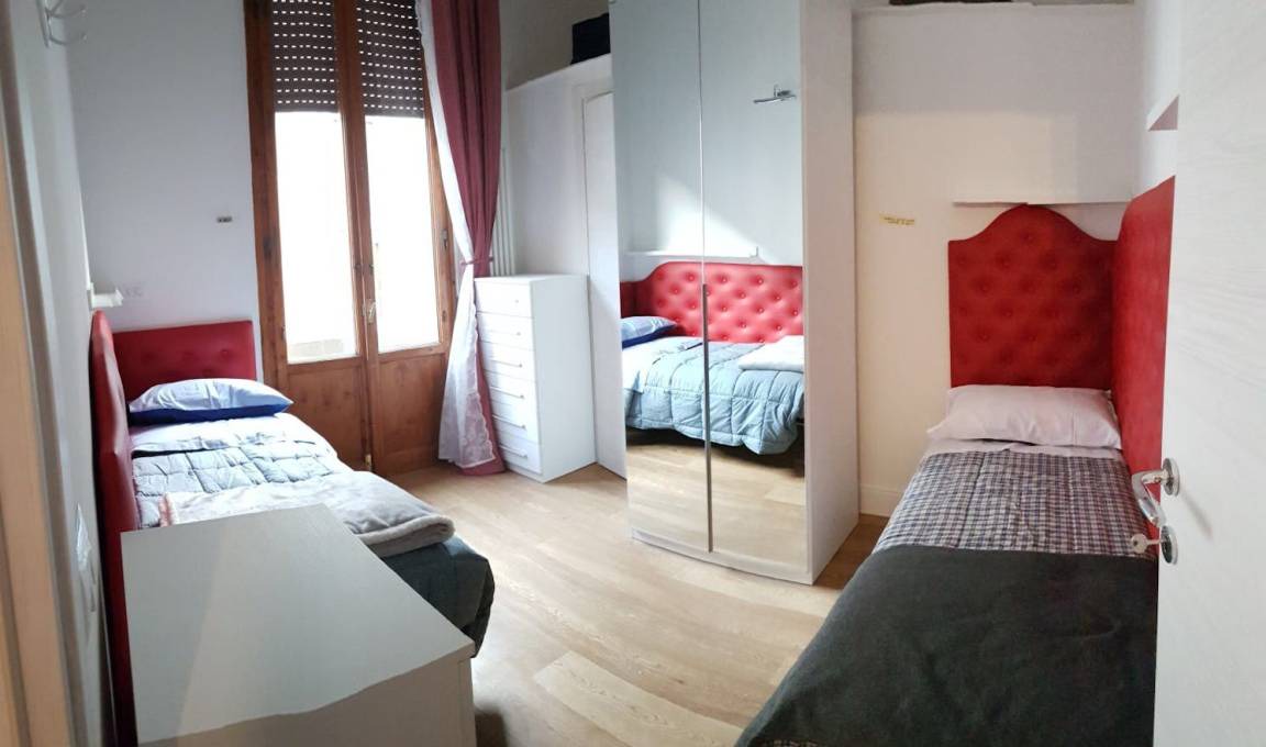 Sant' Ambrogio Other | 80 m² Shared room ∙ 1 bedroom ∙ 1 guest