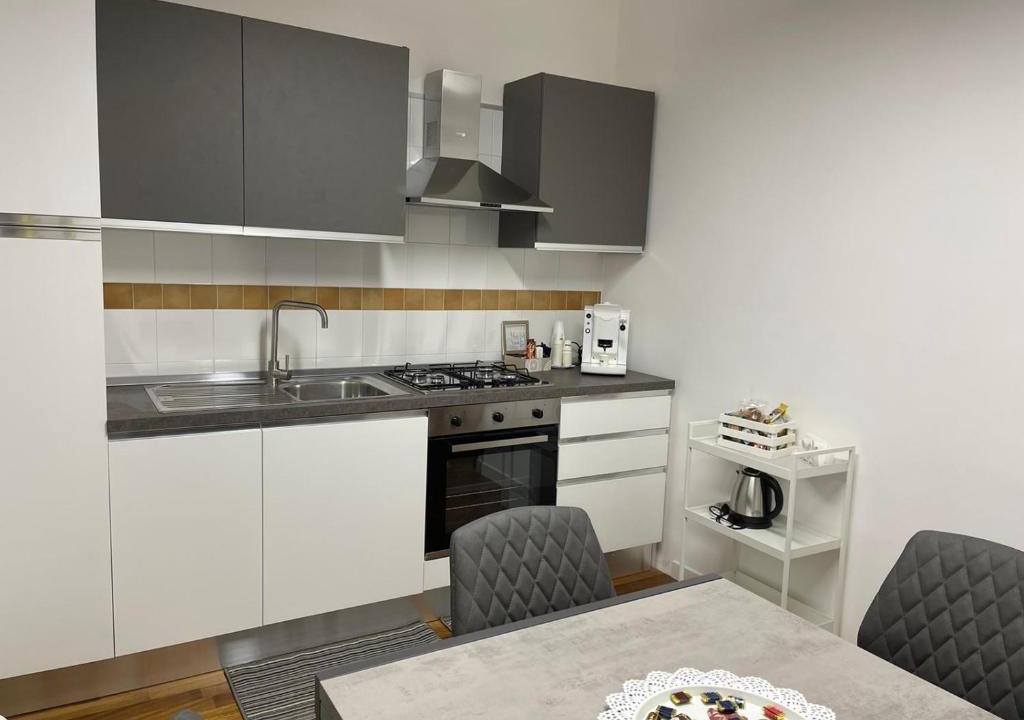 Caserta Apartment | A&O Apartament 2