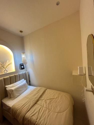 Al Barsha 1 Hotel | Adaz Home