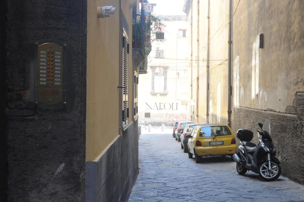 Naples City Centre Apartment | Ancient Naples -holiday home-