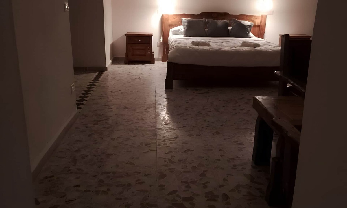 Venticano Apartment | Apartment 'Casa Delle Foglie - Uva' with Shared Pool, Wi-Fi and Air Conditioning