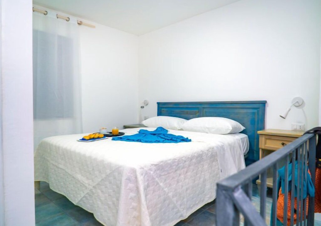 Schiazzano Apartment | Apartment Freedom Relais Club in Massa Lubrense - 3 persons, 1 bedrooms