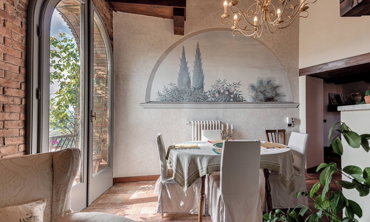 San Donato in Poggio Apartment | Apartment "Pent House Duplex" with Balcony, Wi-Fi and Air Conditioning