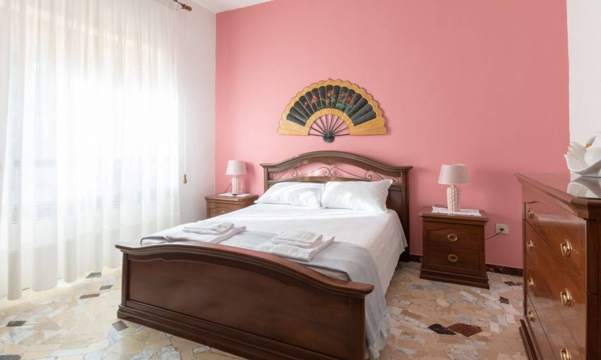 Oliena Apartment | Apartment Melathu with Wi-Fi