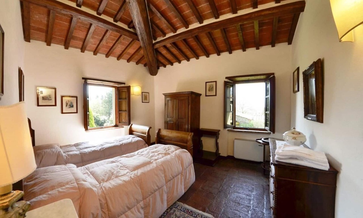 San Pietro a Cegliolo Apartment | APP. MUGHETTO x4 Beautiful farmhouse surrounded by nature, with swimming pool just 3 km from Cortona