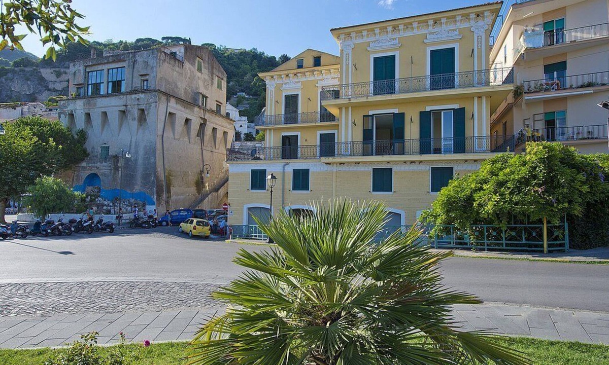 Vietri sul Mare House | Appartamento Mariuccia G: A welcoming apartment situated at a few steps from a sandy beach, with Free WI-FI.