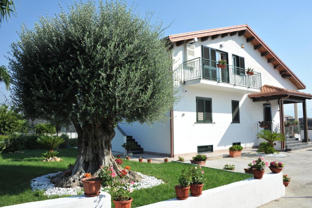 Santa Maria la Carita Bed & Breakfast | B&B Cascina Fiorita