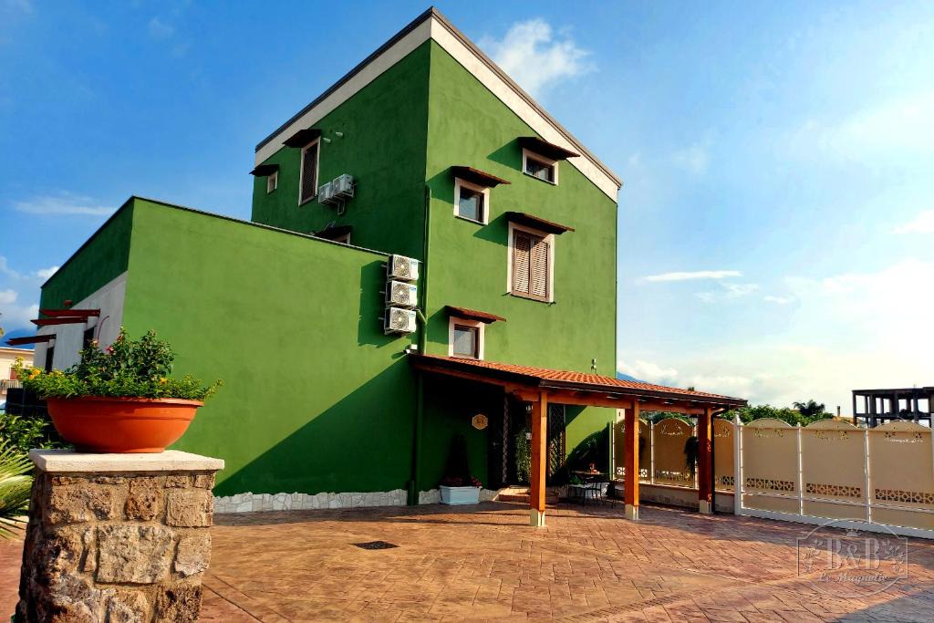 Pompei House | B&B LE MAGNOLIE