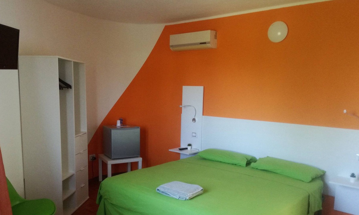 Battipaglia Bed & Breakfast | B&B Villa Napoli - Battipaglia