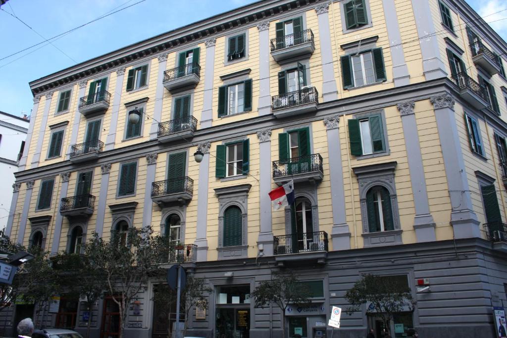 Naples City Centre Apartment | Be Italian Flat Duomo