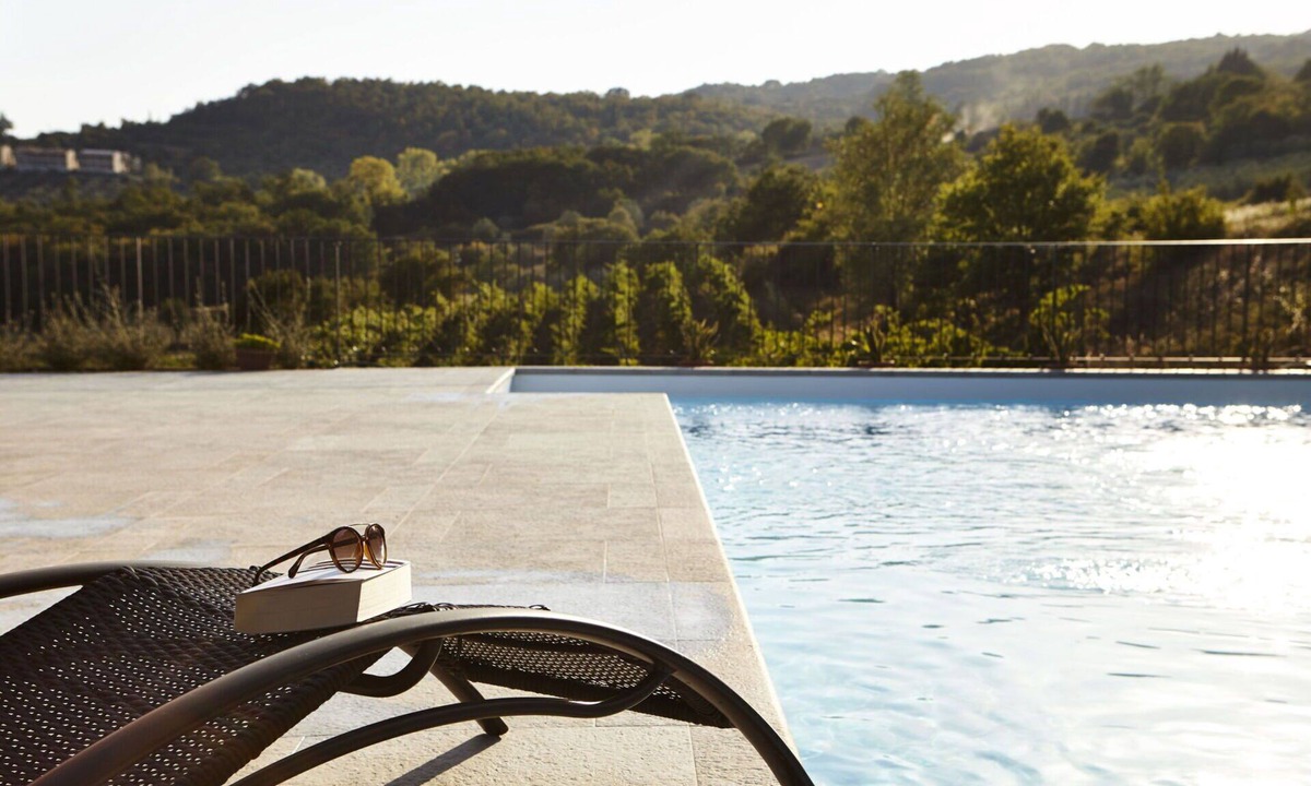 Capolona Apartment | Beautiful apartment for 4 guests with pool, WIFI, TV, patio and pets allowed, close to Arezzo