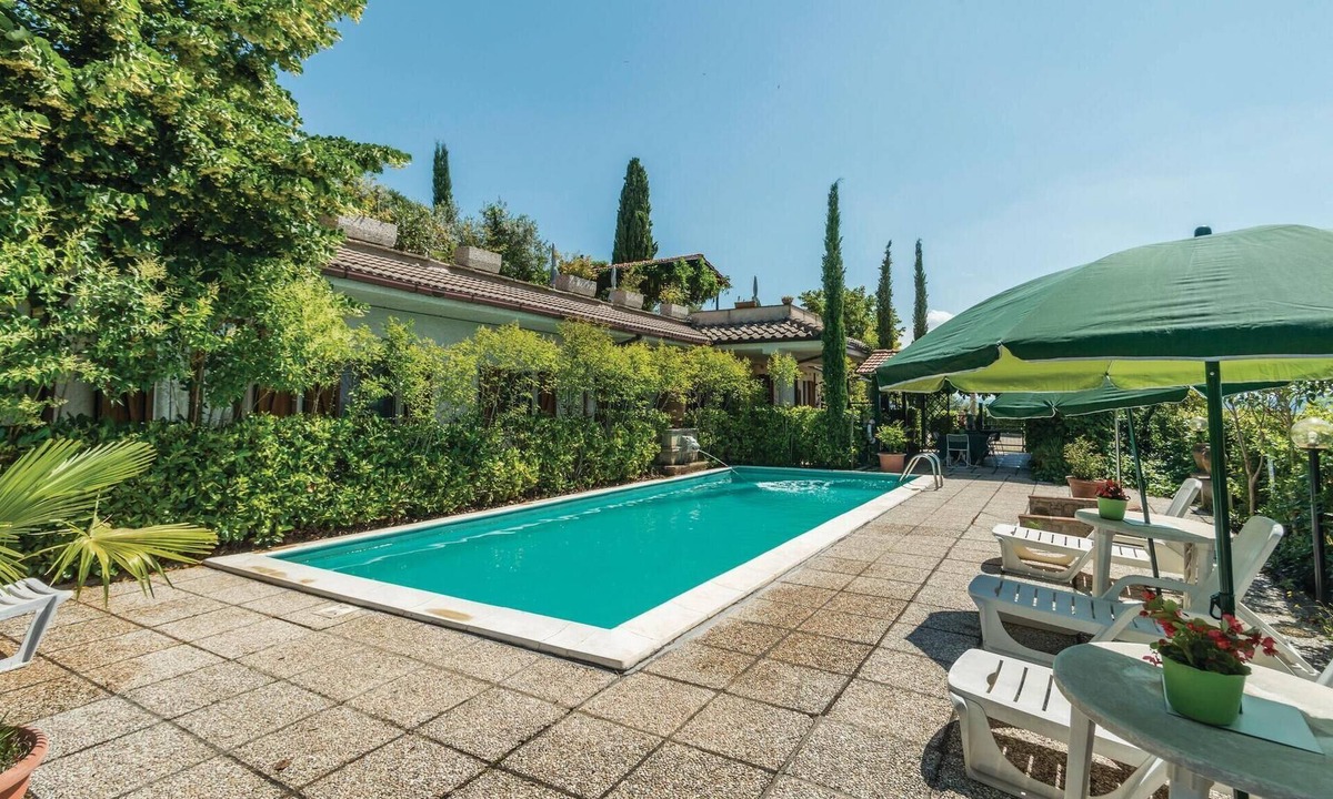Collesanto Apartment | Beautiful apartment in Magione -PG-