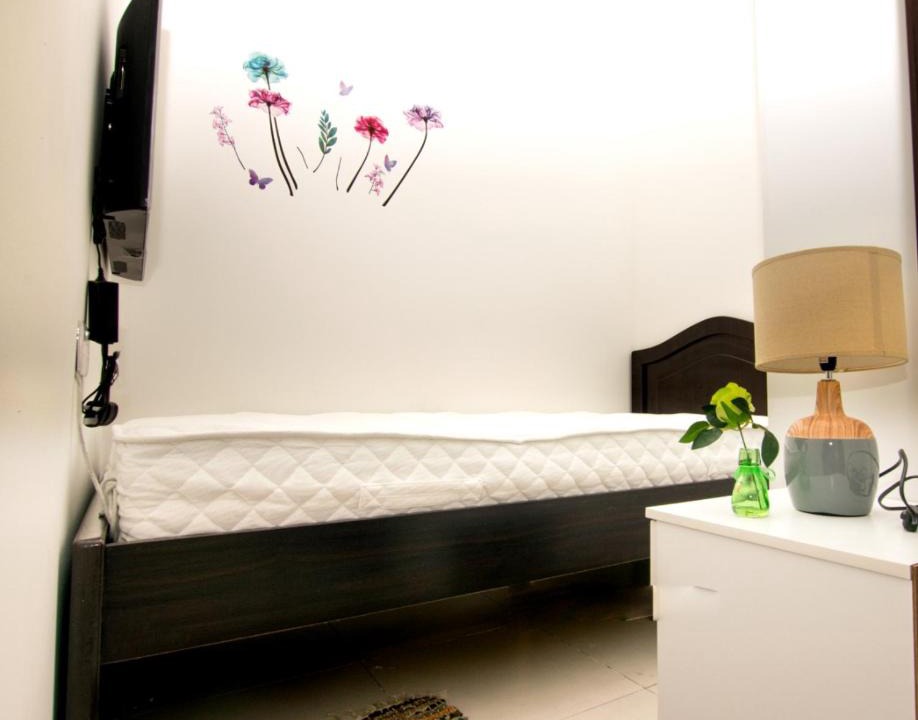 Al Sufouh 2 House | Beautiful Cozy Room in Dubai Marina For one Man 406.10