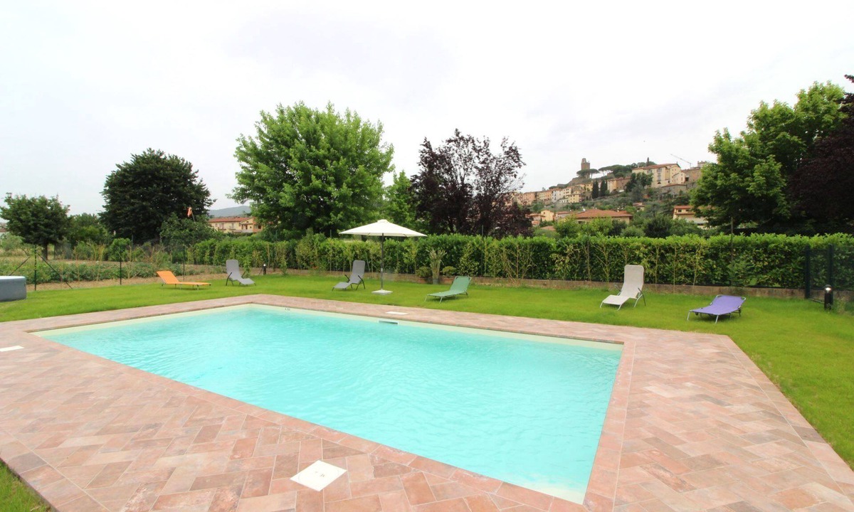 Castiglion Fiorentino Villa | Beautiful private villa for 6 people with private pool, WIFI, A/C, TV and terrace, close to Cort.