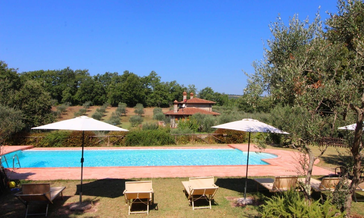 Santarello Villa | Beautiful private villa for 8 guests with private pool, WIFI, A/C and TV, close to Montepulciano