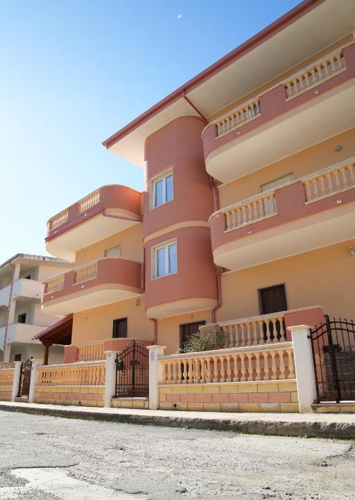 Marina di Strongoli Apartment | Bellissimo appartamento a 100 mt dal mare