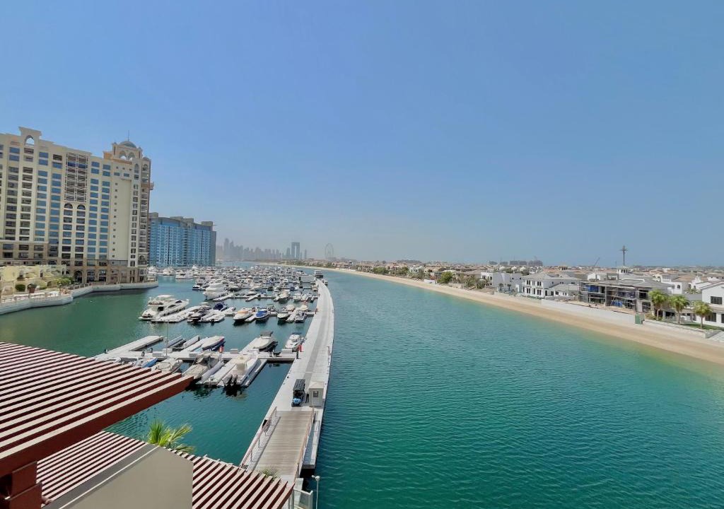 Palm Jumeirah Apartment | Boutique Studio in Palm Jumeirah - Stunning View
