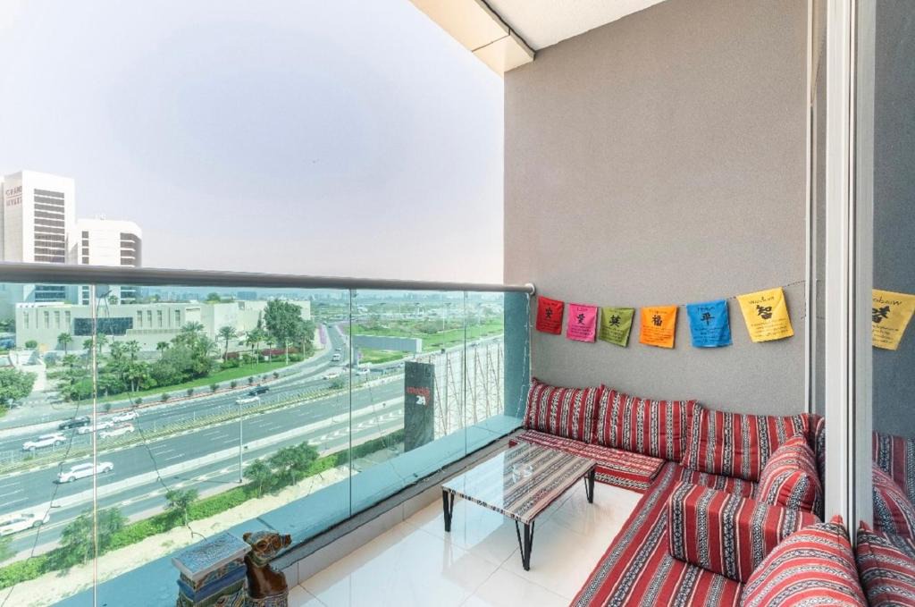 Jadaf Apartment | Bright & Cozy, Near Metro & Downtown, Pool, Gym