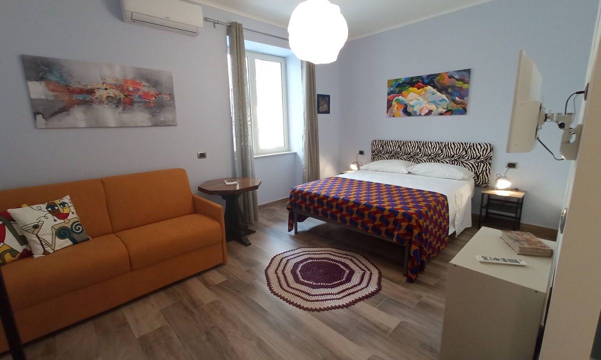 Pozzuoli Apartment | Cappuccini Express House, relax only 100mt from seafront
