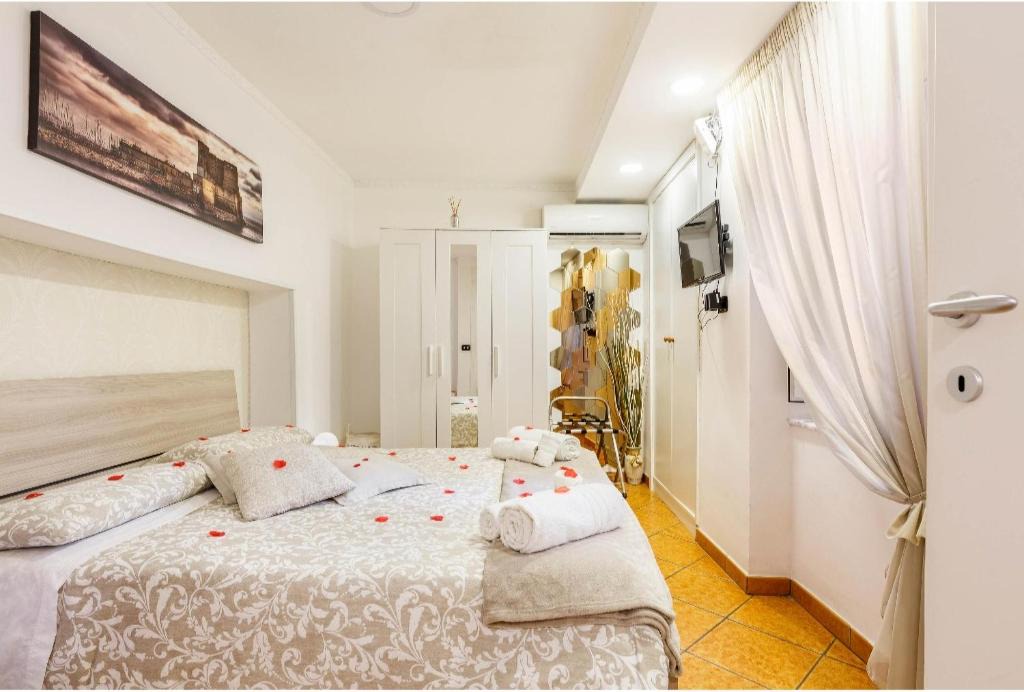 Naples City Centre Apartment | Casa Angela - Centro Storico