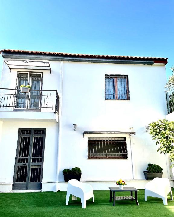 Trecase House | Casa De Curtis