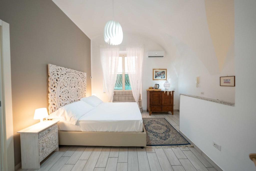 Chiaia Apartment | Casa Estia By Dimorra