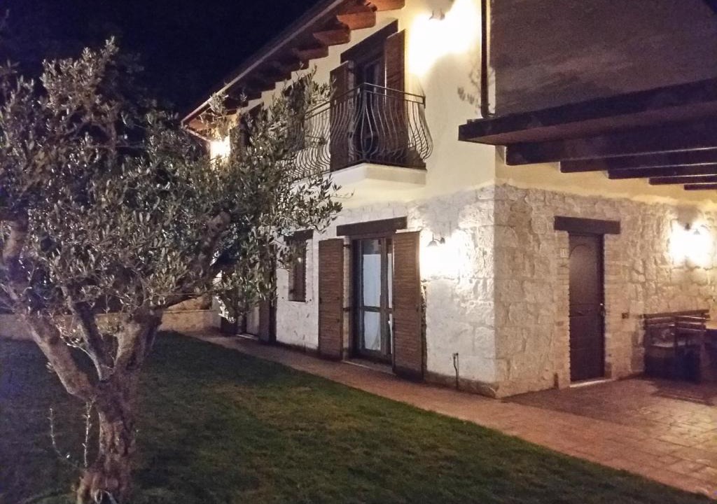 Torricella Peligna House | Casa immersa nel verde