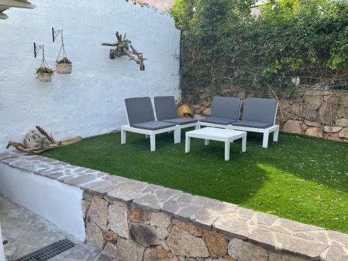Murta Maria House | Casa Murales